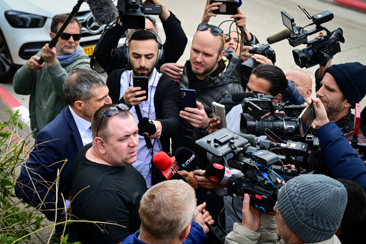 זדורוב ועו"ד הלוי בהצהרה לתקשורת בקצרין לאחר הזיכוי